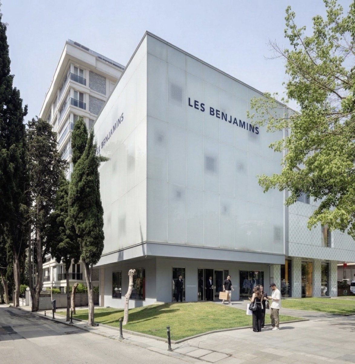 Gossip Magazin tweet media