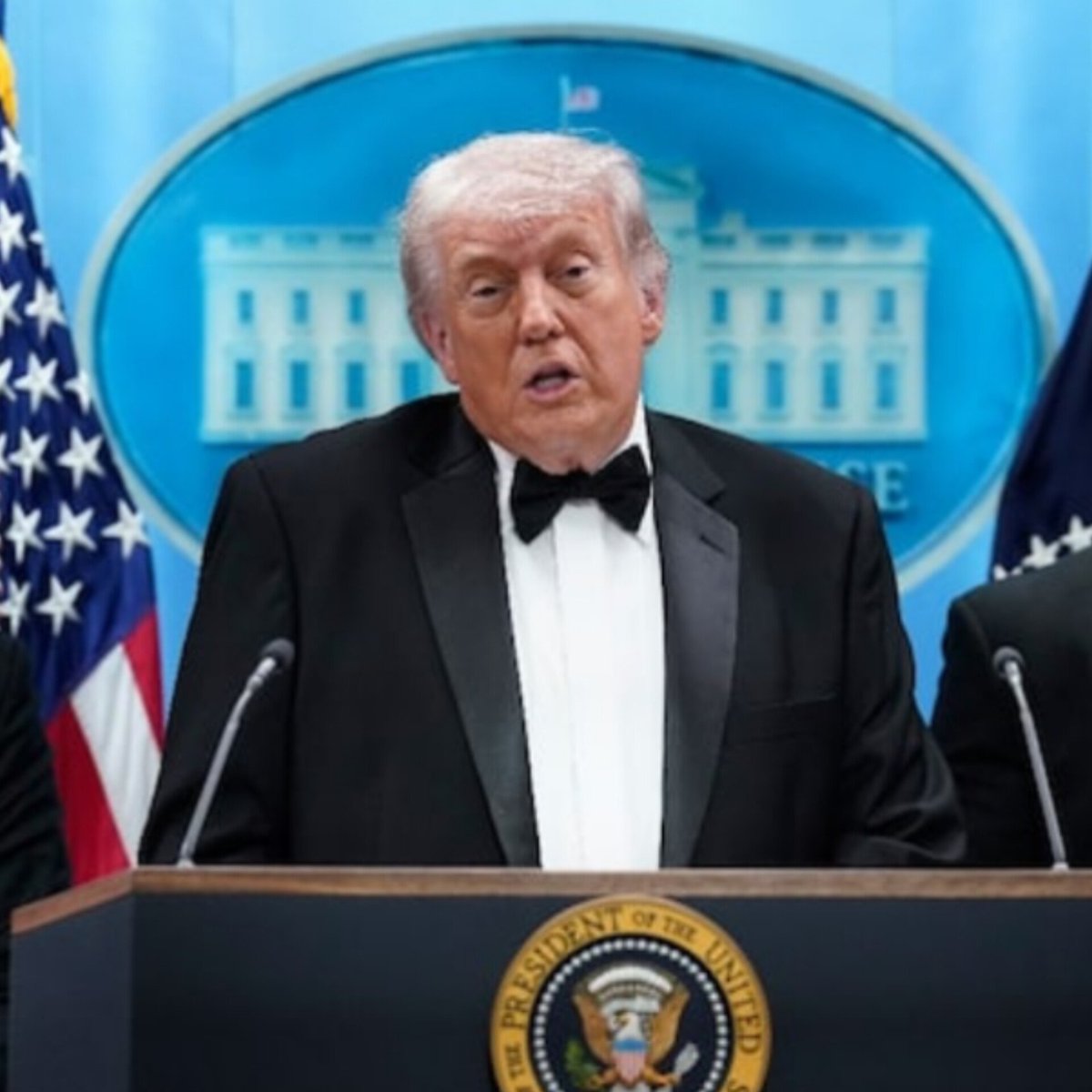 shorts_91's tweet image. Trump says dinner shooter was lone attacker. Agent injured but safe. Probe continues into motive. 

Read more on shorts91.com/content-detail…

#Trump #US #Security #Washington #Crime