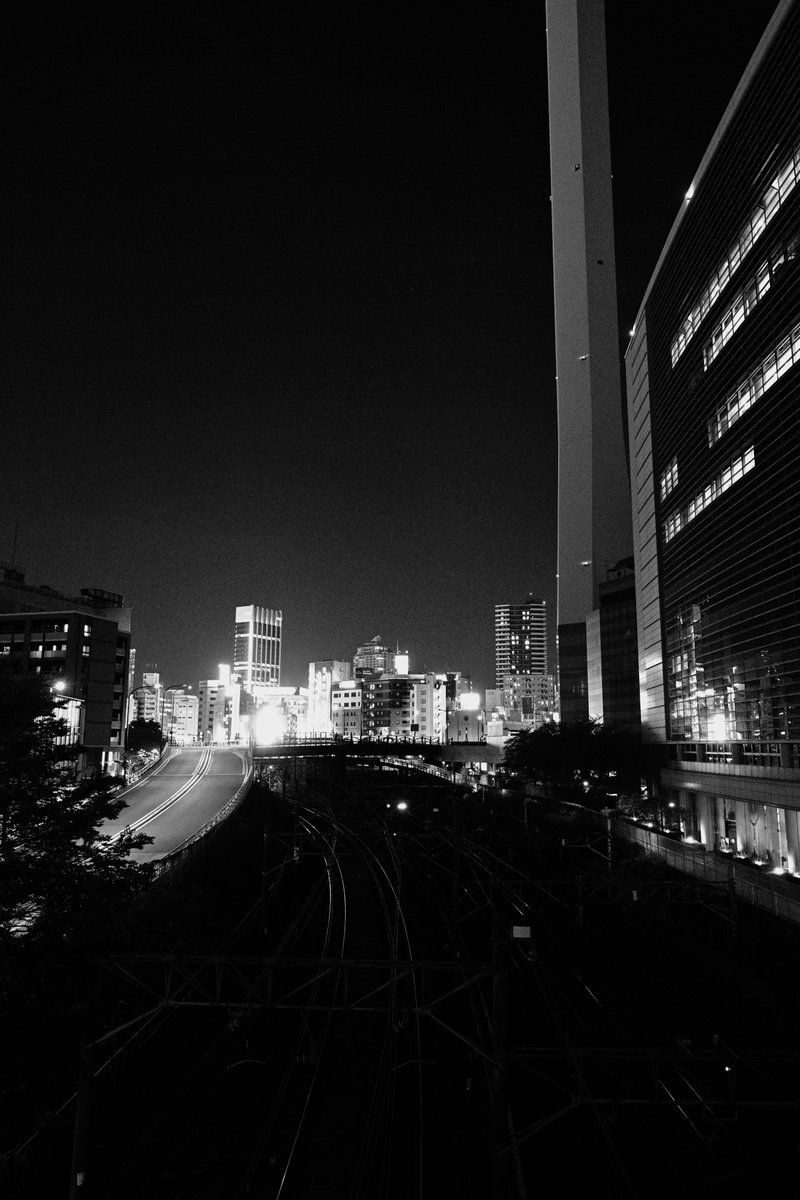 ikefukurouANZUU's tweet image. 北池袋
#ファインダー越しの私の世界
Camera: #Nikon Z7II
ISOを最大近くに挙げてざらつかせてみたら、ちょっと雰囲気変わったかも。
サムネだとわかりにくいけど。