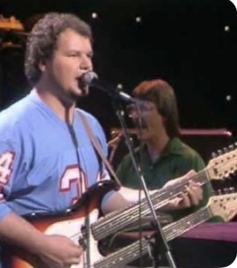 in_yacht's tweet photo. “Ride Like the Wind” by Christopher Cross peaked at #2 on the Billboard Hot 100 on this day in 1980. Personnel includes Michael McDonald, Lenny Castro and Michael Omartian. It was the first of four top ten singles for Cross and is essential yacht rock. https://t.co/QZ3MoTjQ8e