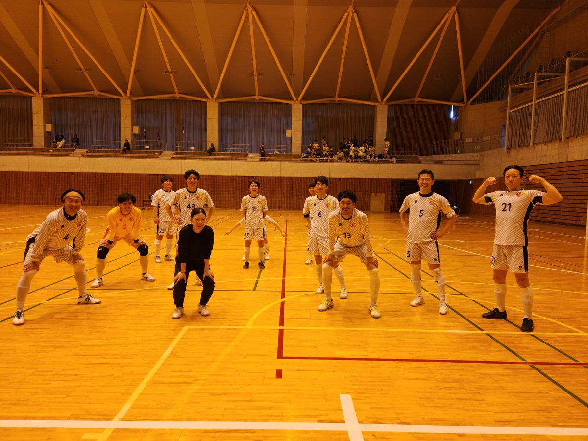 CorvosFc's tweet photo. 【公式戦 結果】

2026年4月26日(日)

千葉県フットサルリーグ1部 第2節
大網白里アリーナ
15:30 vs 千葉サッカークラブ(@BayDreams1999)

1-3敗戦

千葉県フットサル連盟の皆様
千葉サッカークラブの皆様
審判団の皆様
オフィシャル担当の皆様

ありがとうございました！！ https://t.co/Fr9hhqovcy