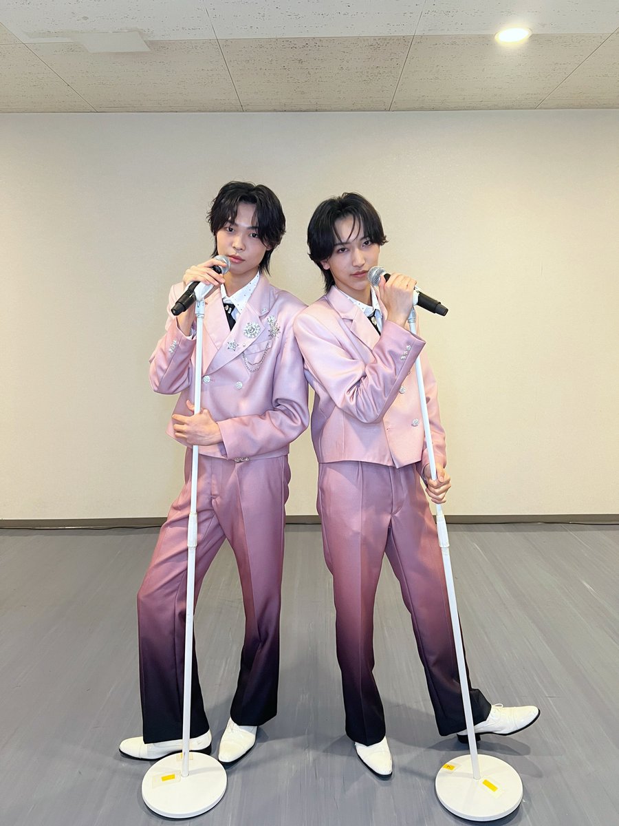 c_7_official's tweet image. [📢#C7_TikTok 更新]

CLASS SEVEN - ZAWAMEKI
中澤漣・高田憐

🎥 vt.tiktok.com/ZS9rNxutq/

#ZAWAMEKI
#toHEROes_愛知day1
#toHEROes_愛知day2
#toHEROes_愛知day3