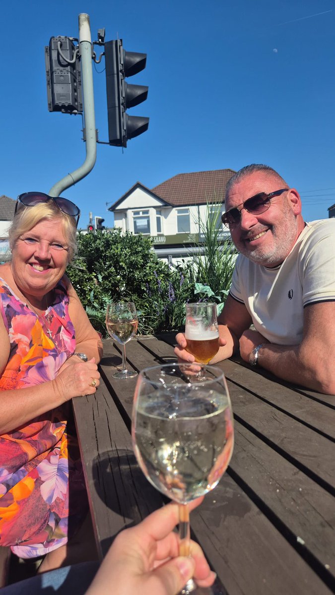 mikeygreen68's tweet image. A lovely afternoon yesterday sat in the sunshine ☀️ 😎 having a few drinks with my lovely wife and our daughter Katie  at the @BirchgrovePub  ☀️😎🍺🍷🥂 #BestLife #MakingMemories  #GoodTimes #Blessed #Grateful #PreciousTimes #LovinLife #LivinLife #OneLife #LivinTheDream ❤️🙏