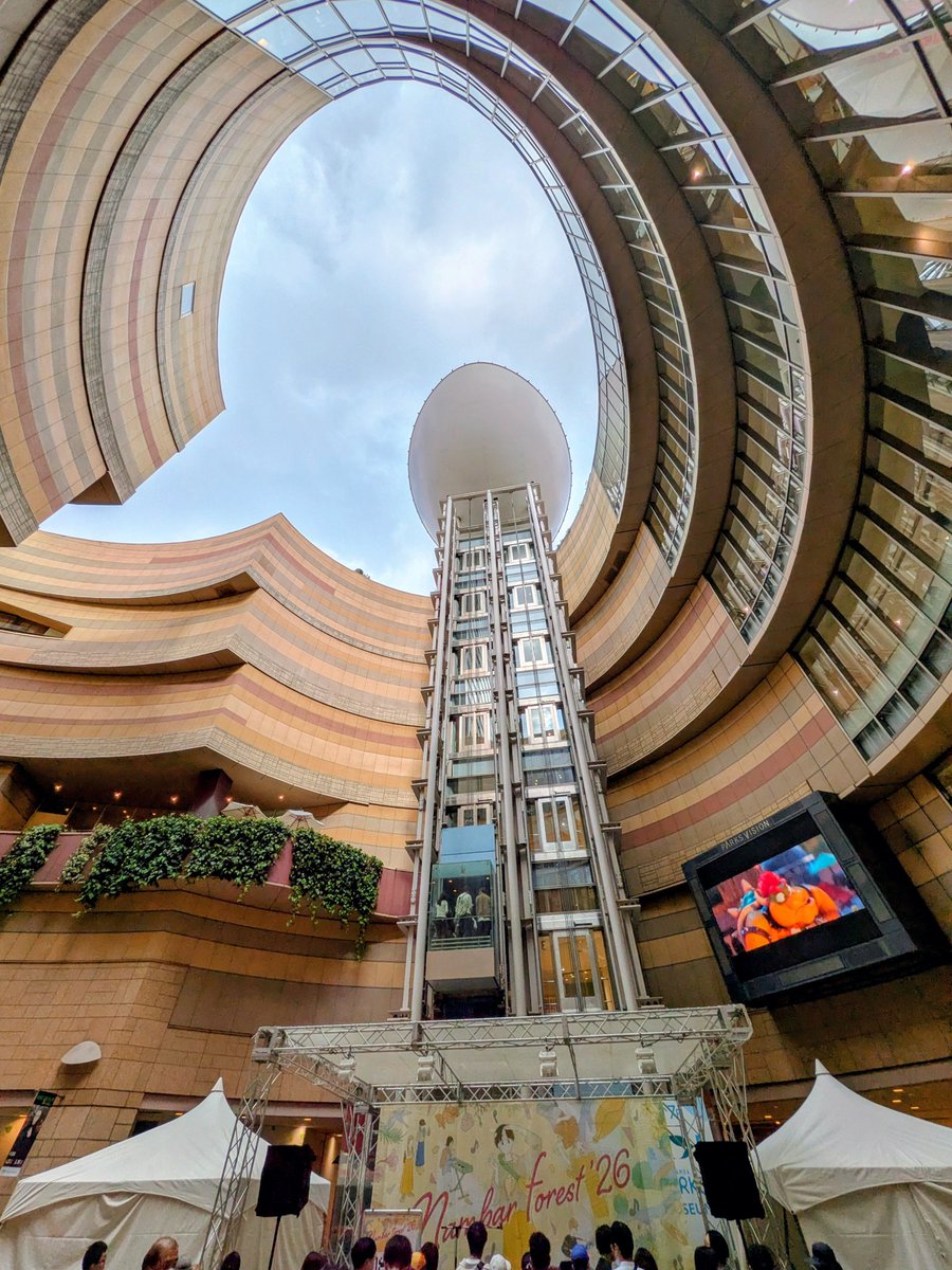 たかひ tweet media