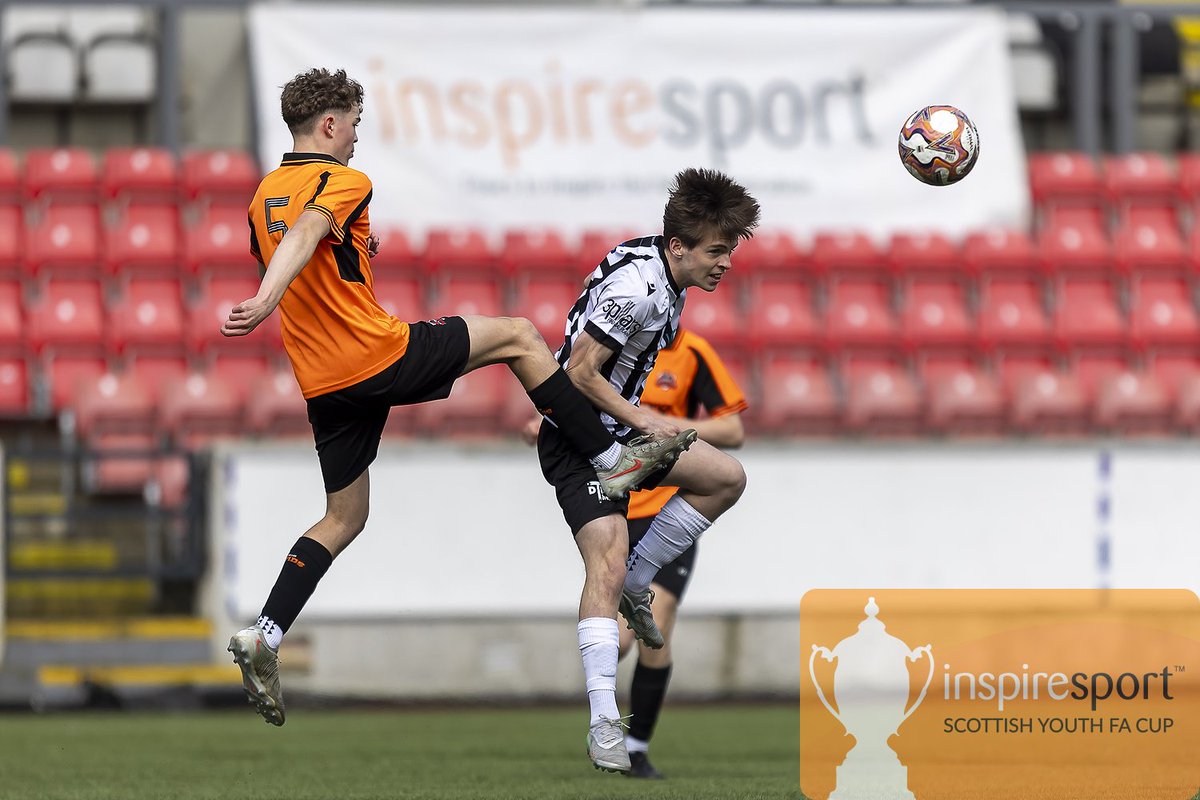 ScottishYouthFA's tweet image. 📷 Some of the intense action from the first half of our 15s Final this morning

#SYFAinspireCup #inspired @inspiresport @CollargeImages @LeithAthleticFC @EastsideRapids