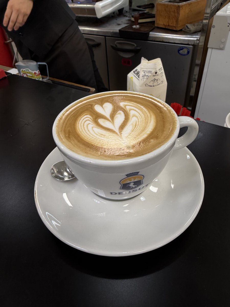 シェケラートとカフェラテ飲んできた