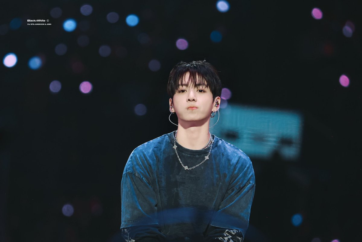 𝐉𝐊 tweet media