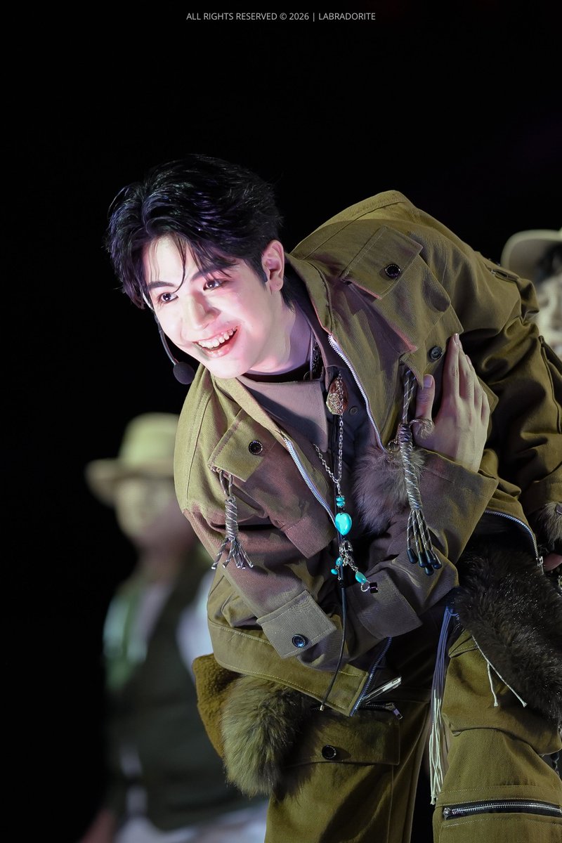 Labradorite tweet media