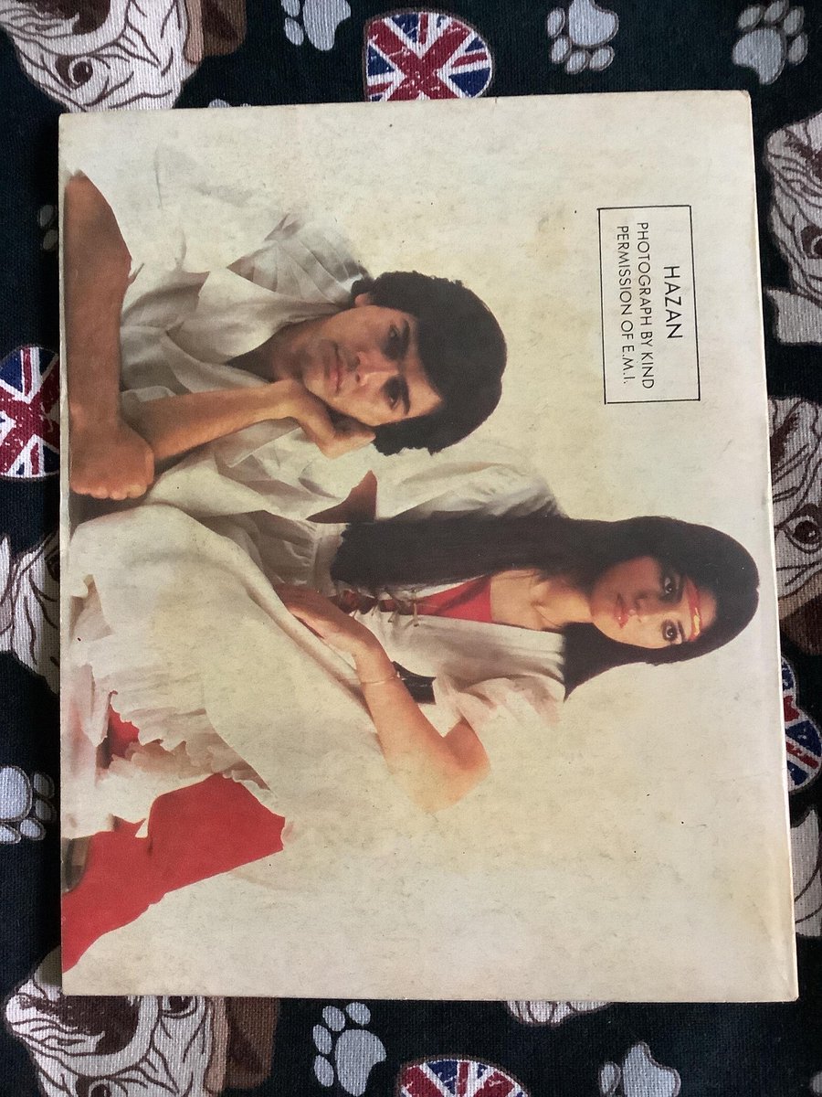 WatsonsVintage's tweet image. A fun #giftforher Rare Vintage 1983 ‘Bunty' Picture Story Library For Girls Mini Comic No. 244 Comic Strip Story - Fun Nostalgic Retro Birth Year Gift &amp;amp; Tag etsy.me/41S1Ok6 via @Etsy #VintageComics #MiniComics #Bunty #1983Gift #GiftForGran #80snostalgia