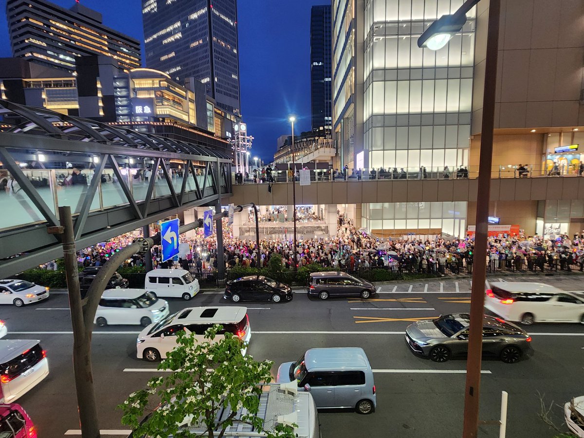 junkomu56's tweet photo. 大阪ペンライト集会！ https://t.co/m1CFZSuAsf