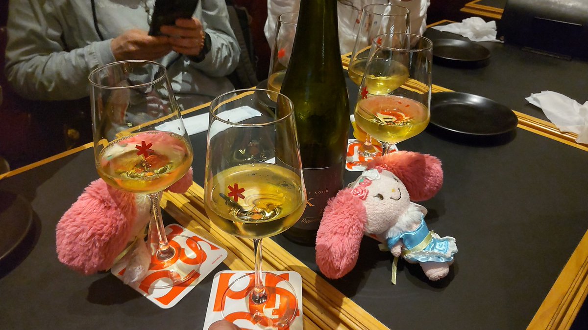 keibano11's tweet photo. 久しぶりにワイン🥂
めっちゃ飲みやすかった😋
食べ物も美味しかった😋😋 https://t.co/W7FaoNucTx