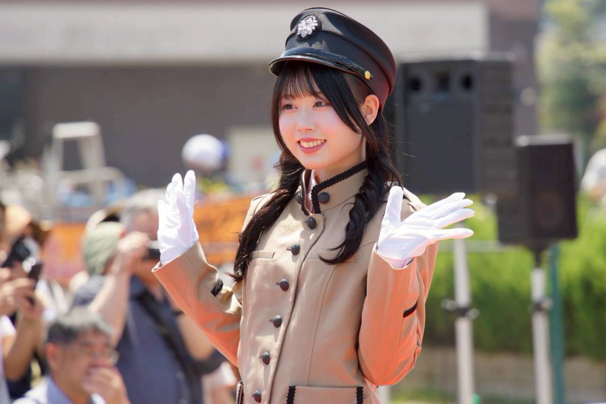 choco_aqua83's tweet photo. 鉄道制服ファッションショーありがとうございました🫶🏻

今年は山万さんの制服でした！
ちょっとレトロな雰囲気があって素敵な制服でした！

山万さんのイメージキャラクター、宮小路さくらちゃんをイメージしてツインテールにしてポーズしてみました☺️ﾄﾞｳﾃﾞｽｶﾈ? https://t.co/ZhmDdtJmvy