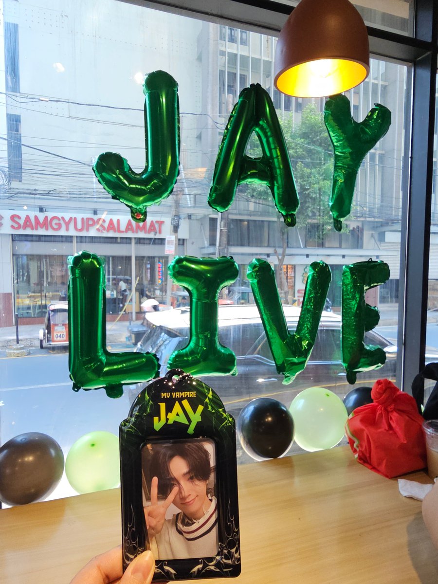 624209luvr's tweet photo. JAYPRIL ๐
#JayLIVE
#HeartStealerJay https://t.co/y6duFl30vG