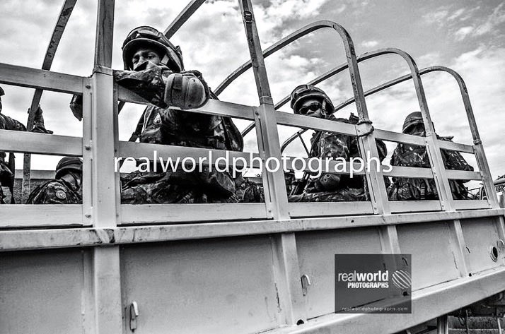 RealWorldImage's tweet image. United Nations soldiers travel through the lawless streets on Port-au-Prince, Haiti. 2010. Gary Moore photo. Real World Photographs. #UnitedNations #photojournalism  #Grok #soldiers #Haiti  #Nikon #earthquake #streetphotography   #garymoorephotography #realworldphotographs