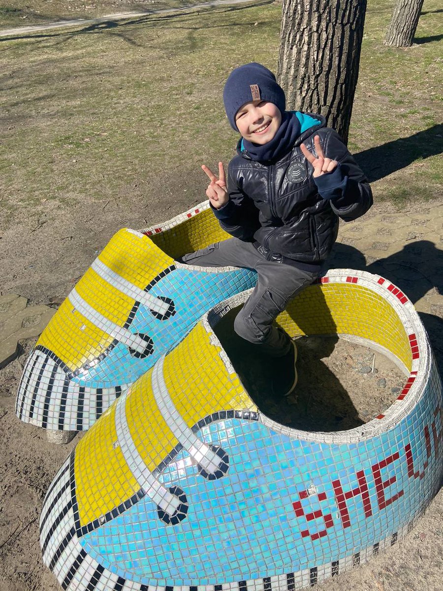 RcadeBogdan's tweet photo. @BinanceUkraine Мiй рiдний брат та мiй яскравий амулет "Cонце"

UID 47636523 https://t.co/r16lMVDtlW