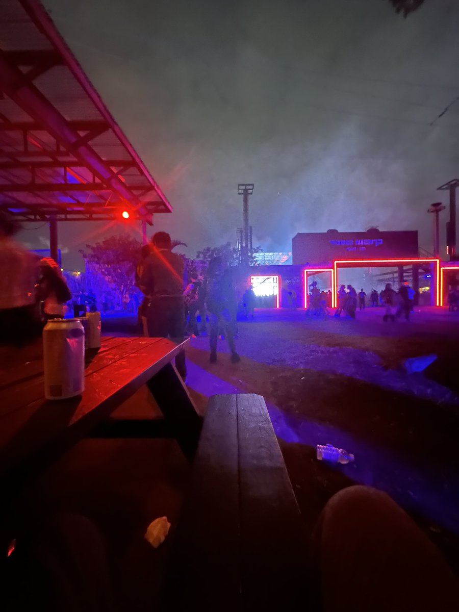 mareel_jaster's tweet image. Another day another dollar #bluecollar