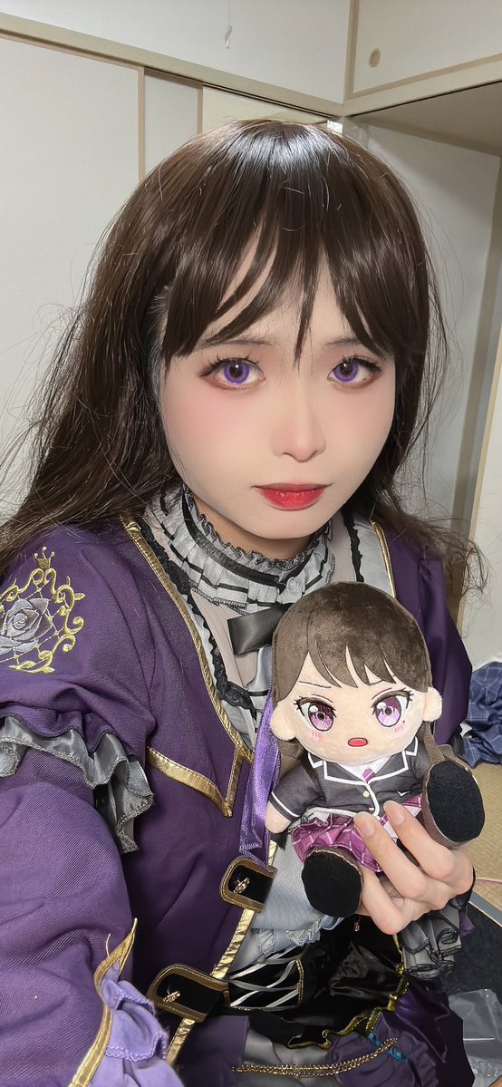 엽첨위 tweet media