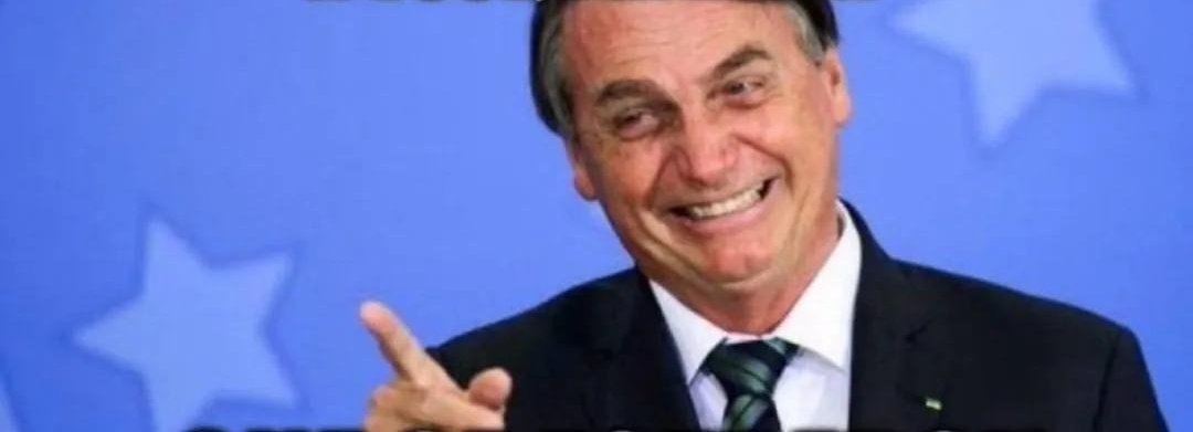 Quando falarem que Bolsonaro é honesto lembrem que ele roubava velame de paraquedas no exército, roubava gasolina na Câmara de Vereadores. Roubava gasolina, salários e auxílio moradia na Câmara dos Deputados. Na presidência roubou aposentados, joias e até os móveis do palácio.