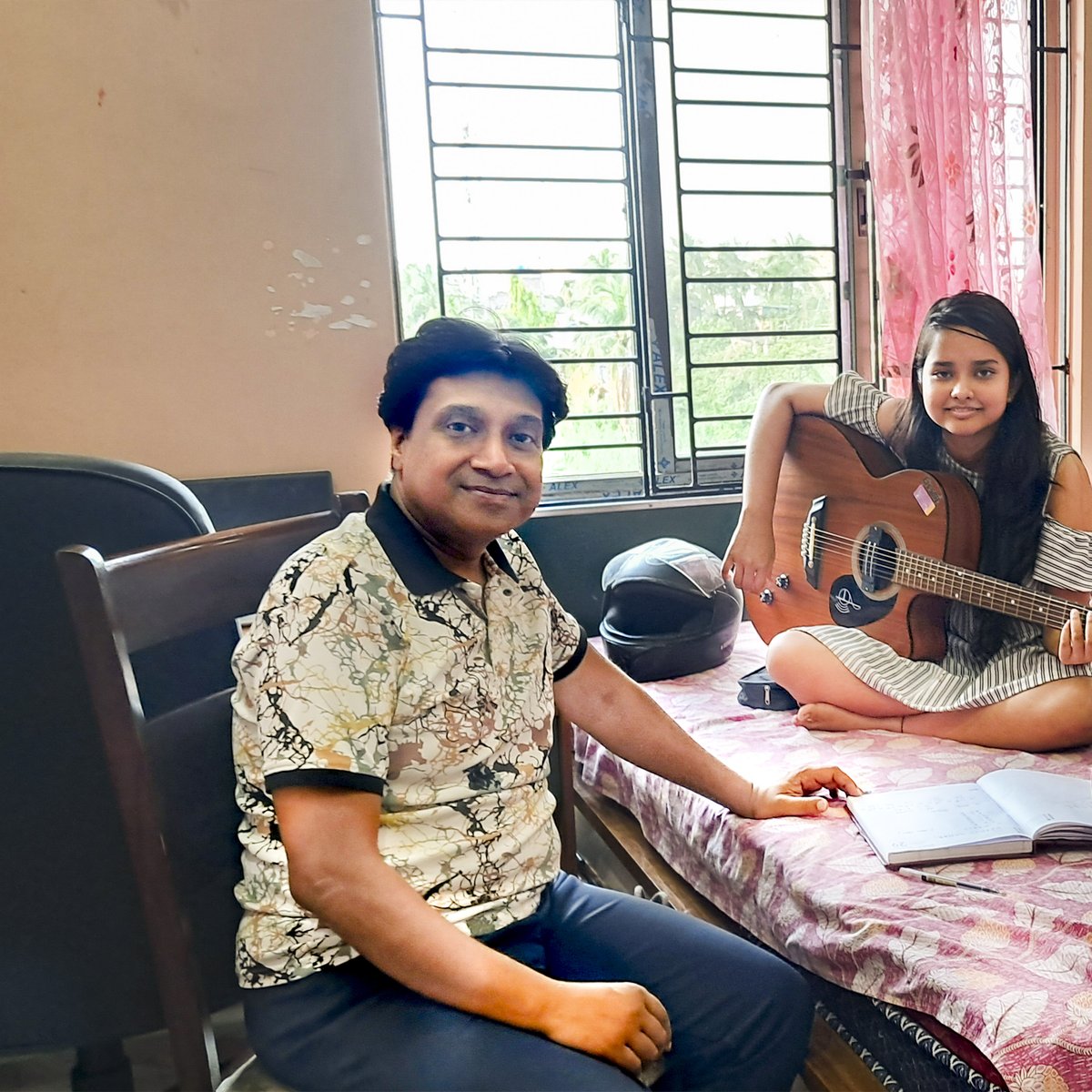 lokeshgiri4's tweet image. I believe I am a good teacher ......because
“A teacher who loves learning earns the right and the ability to help others learn.” 👍👍👍
#teacher #vocalcoach #indianmusic #musicteacher
#kolkatamusicians #musicinstitute #kolkata
#cultural #culturalinstitute #music #lokeshgiri