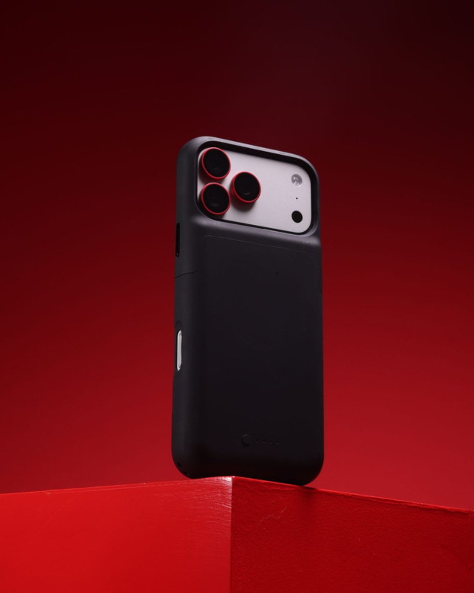 ZAGGStore's tweet image. Your camera deserves a lens as sharp as your shots.

#PhoneAccessories #TechStyle #iPhoneAccessories