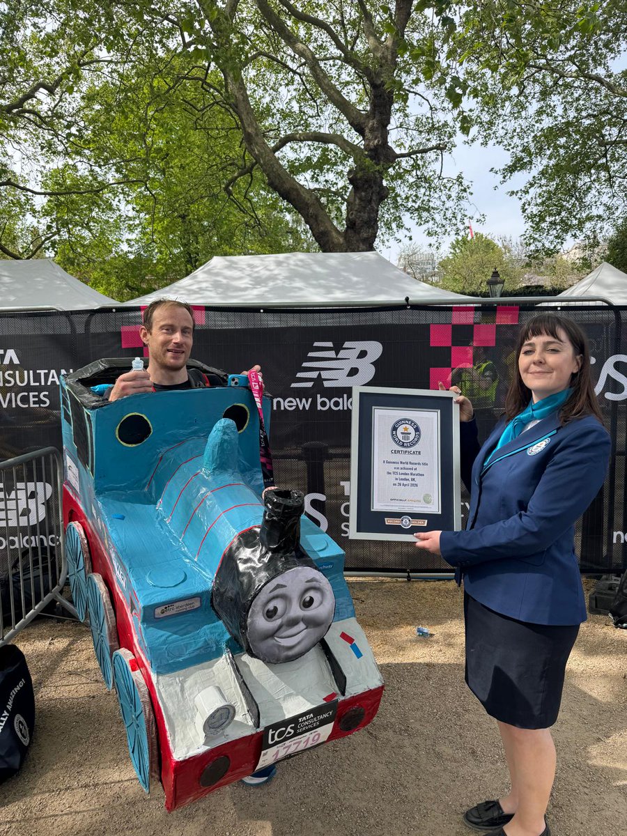 Guinness World Records tweet media