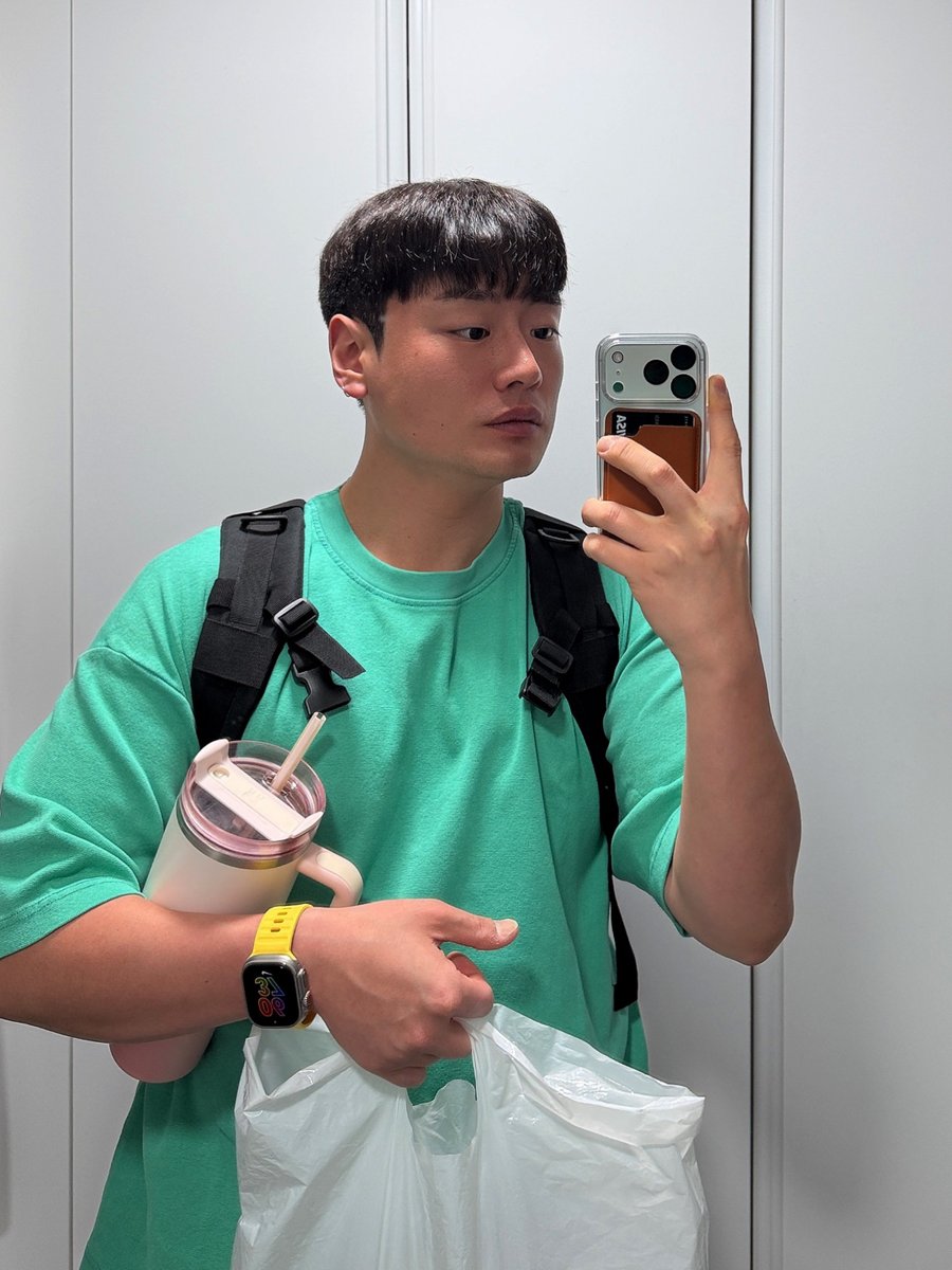 Butterfly tweet media