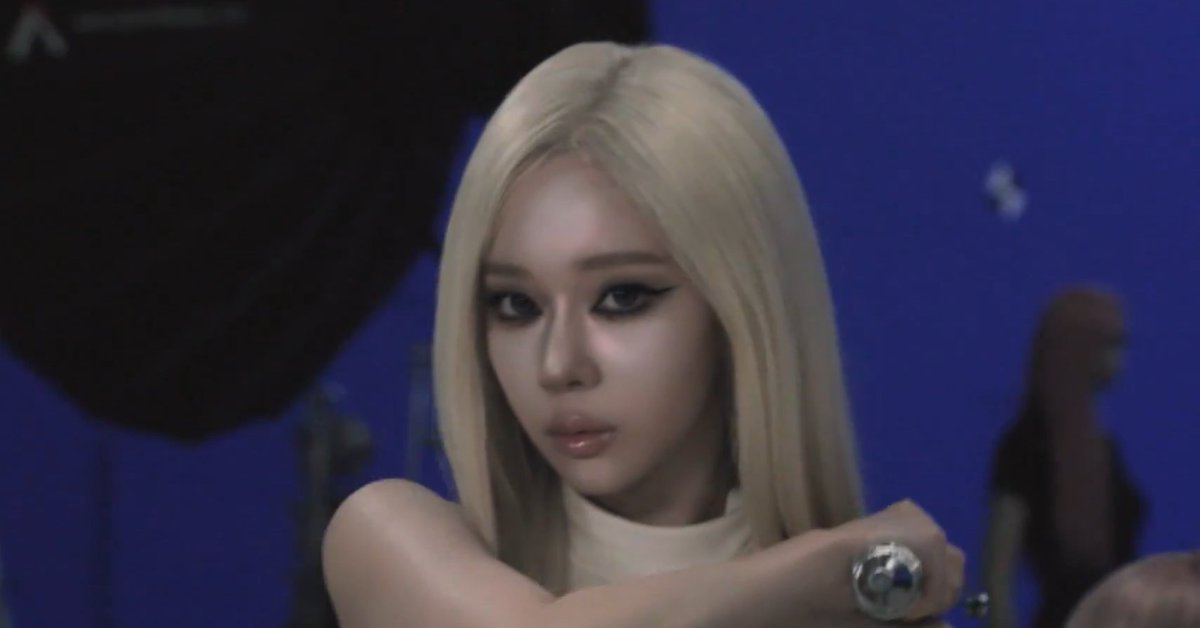 About Music tweet media