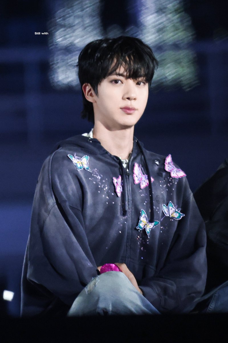 Still with tweet media