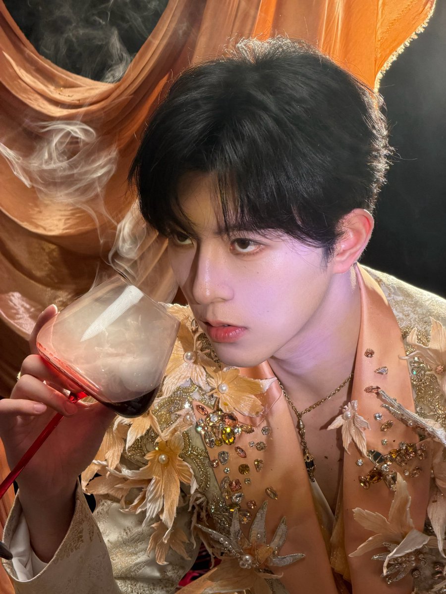 ‎⋆◡̈⋆.qiuqiu month🍁 tweet media