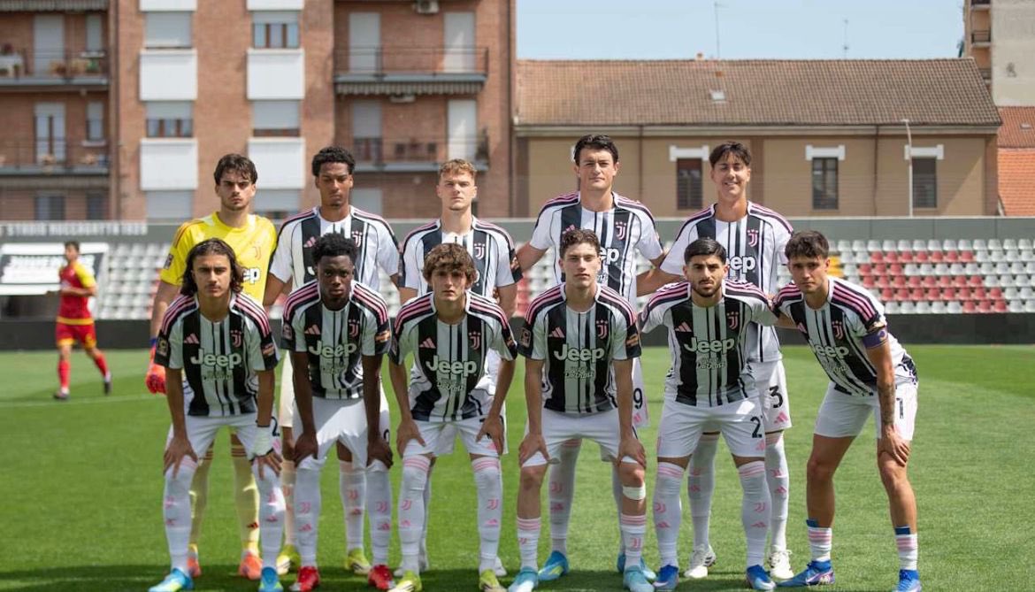 CodiceBianconero tweet media