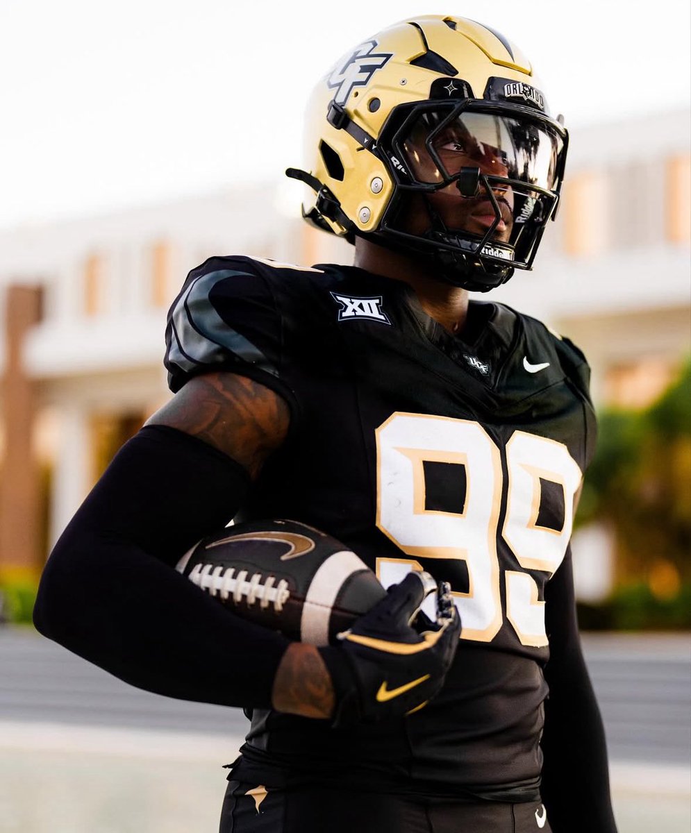 Christian Simmons tweet media