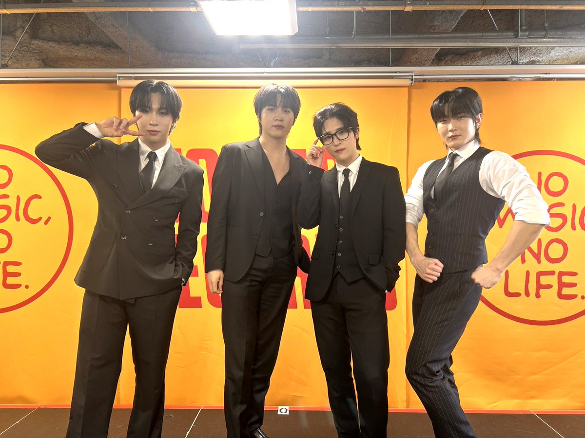 daikivo's tweet image. T:EV デビューシングル「5AM」発売記念イベント＠ タワーレコード池袋店で開催！お越しの皆様ありがとうございました！次のリリースイベントは4月28日(火) 14:00∼HMV＆BOOKS SHIBUYA 6Fミュージアム側イベントスペースで開催！
daiki-sound.jp/information/40…