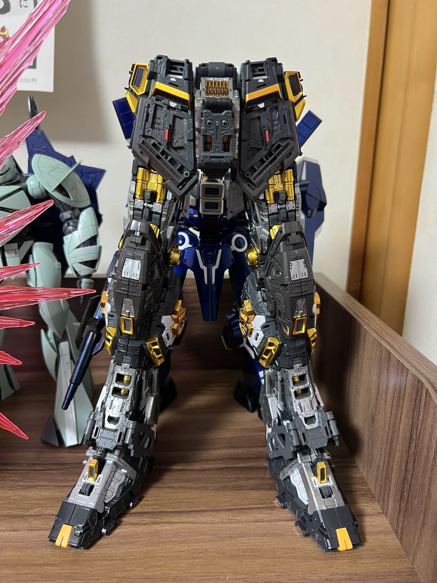 KanabonR's tweet photo. マーク5超えた
デケェ…置く場所ないわ… https://t.co/LJaNVN90vq
