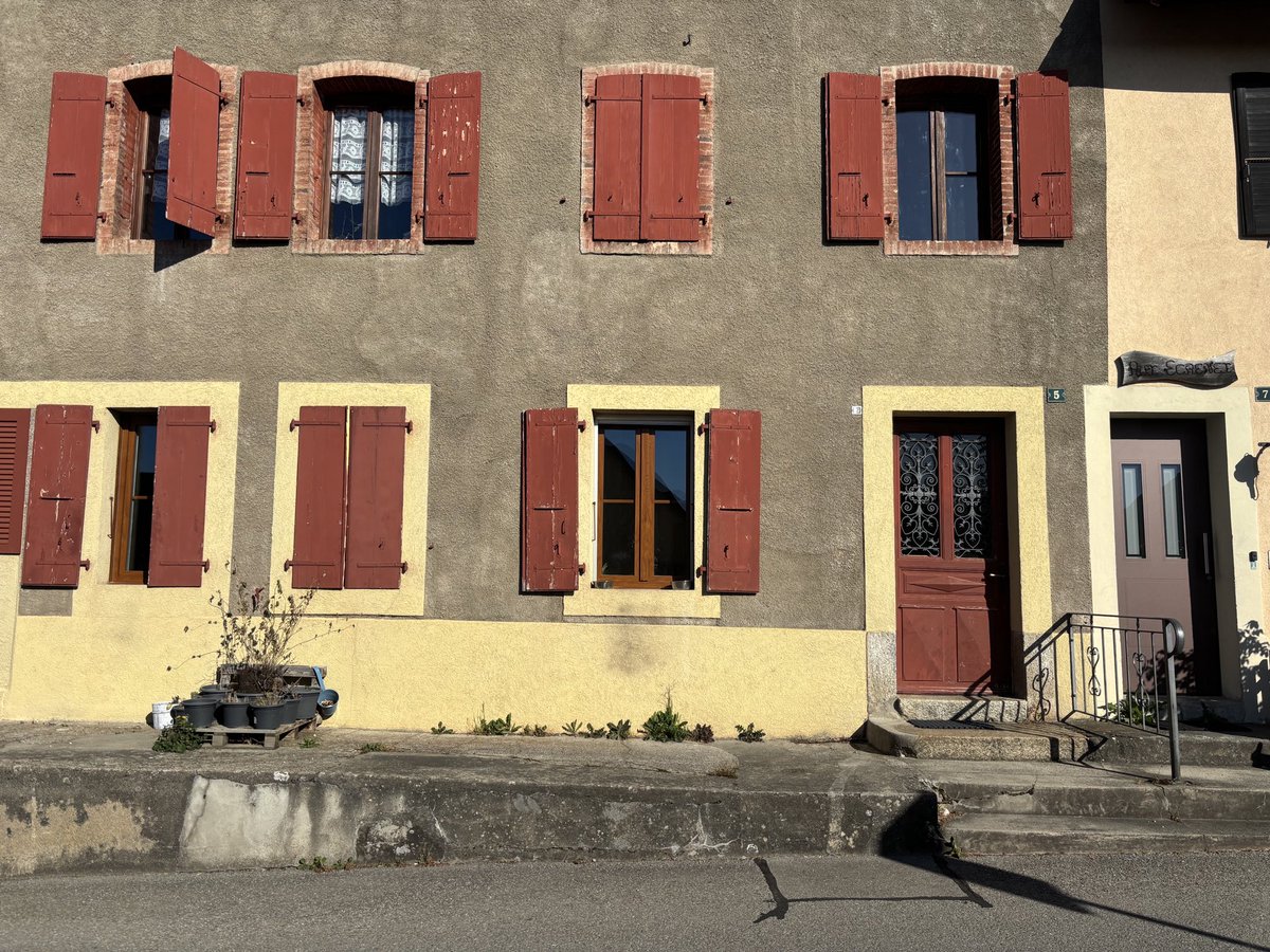 joannaofottawa's tweet image. Montricher, Switzerland, yesterday. What you can’t hear in these photos is the sound of bees &amp;amp; the cowbells in the distance. But, look at these colours and how the bushes grow on walls. What a beautiful, earthy place. 

#montricher #switzerland #janmichalskifoundation #spring