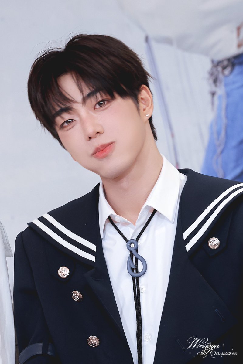 Winwin_rowan tweet media