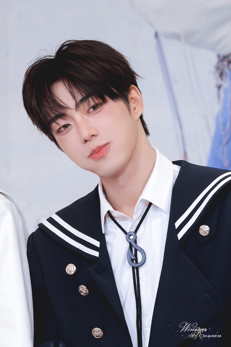 Winwin_rowan tweet media