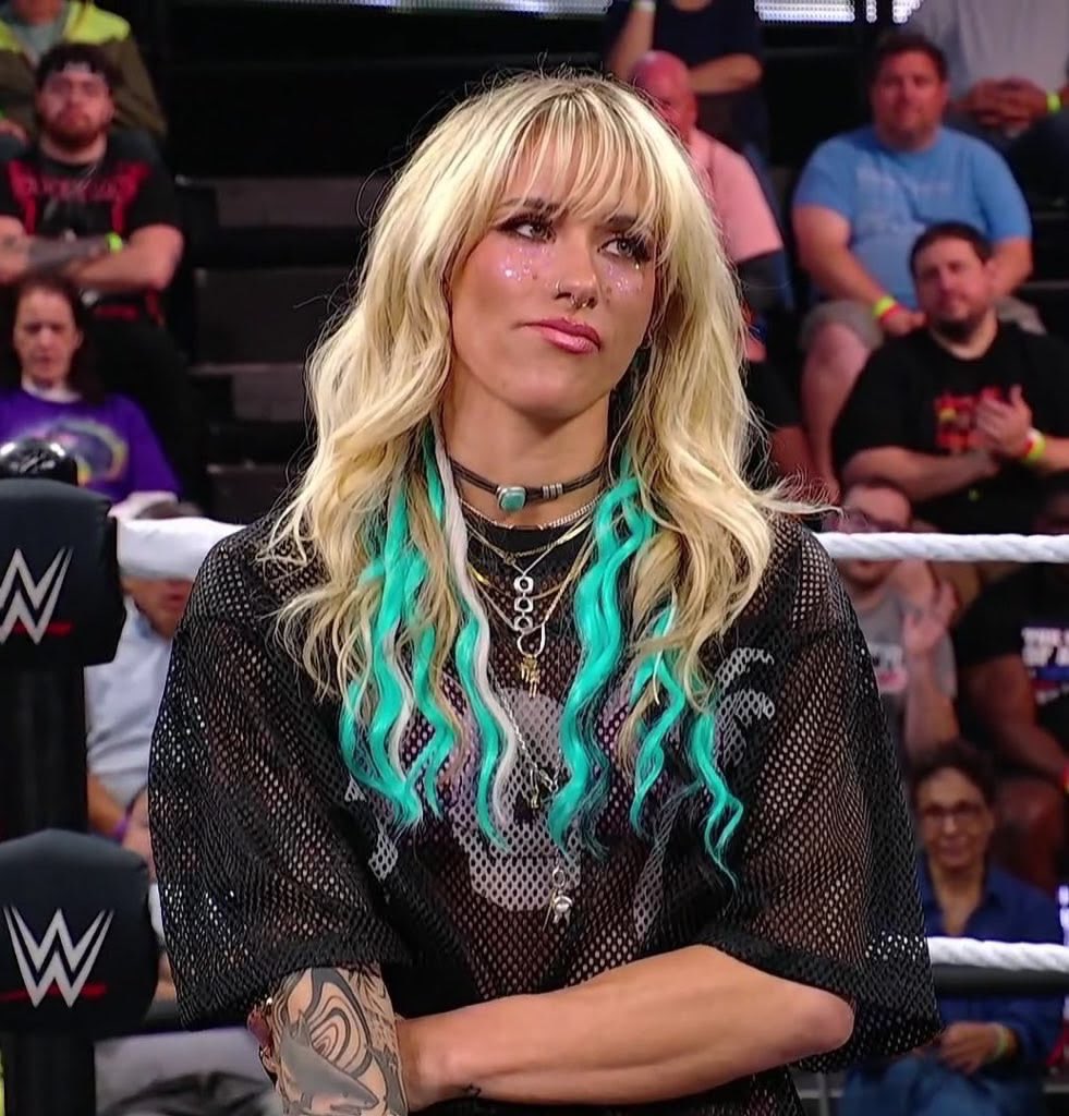 em 💫🪩 tweet media