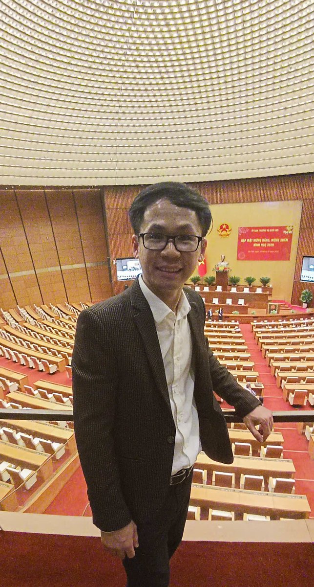 ducdinhhuy's tweet image. A visit to the Vietnam National Assembly Building! 🇻🇳

The architecture draws from the ancient Vietnamese legend of "Banh Chung and Banh Day". The square Banh Chung symbolizes Earth (the Mother) and the round Banh Day represents the Sun (the Father).

#Vietnam #NationalAssembly