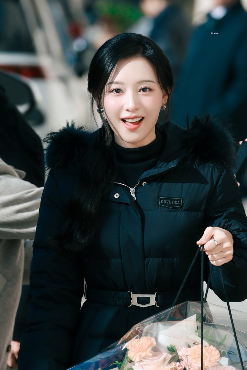 TOWON_1019's tweet photo. 251117 듀베티카
#김지원 #KimJiwon https://t.co/xCv6aa4w5q
