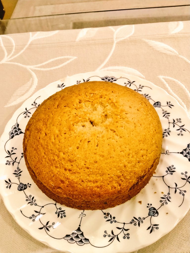 sadaat55's tweet photo. This is what we can do together, when free...😄😃
#CinamonCake https://t.co/NarNasABA2