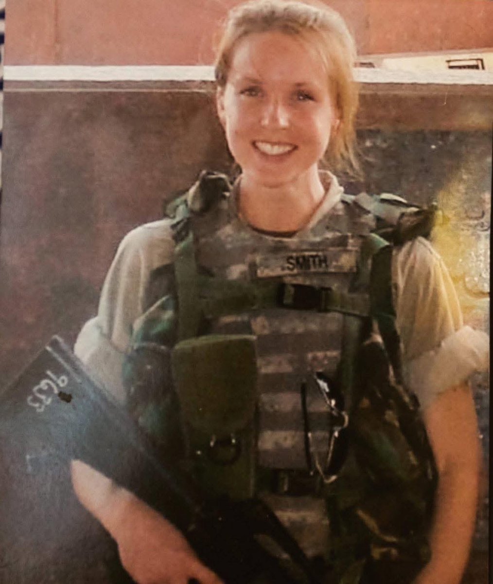 SoldiersWhisper's tweet image. 🇺🇸 Shannon Smith enlisted in the US Navy, at 18 years old. 

By 2007, she was running missions in Iraq with Special Operations teams. In 2013, she trained with elite forces where she met Joe Kent, whom she married in 2014 and welcomed two sons, never slowing down in the