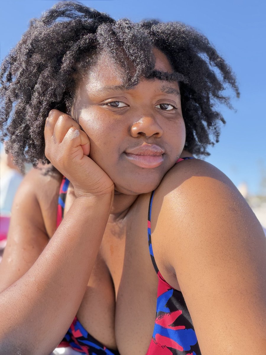 Teletuby (tinkywinky) tweet media