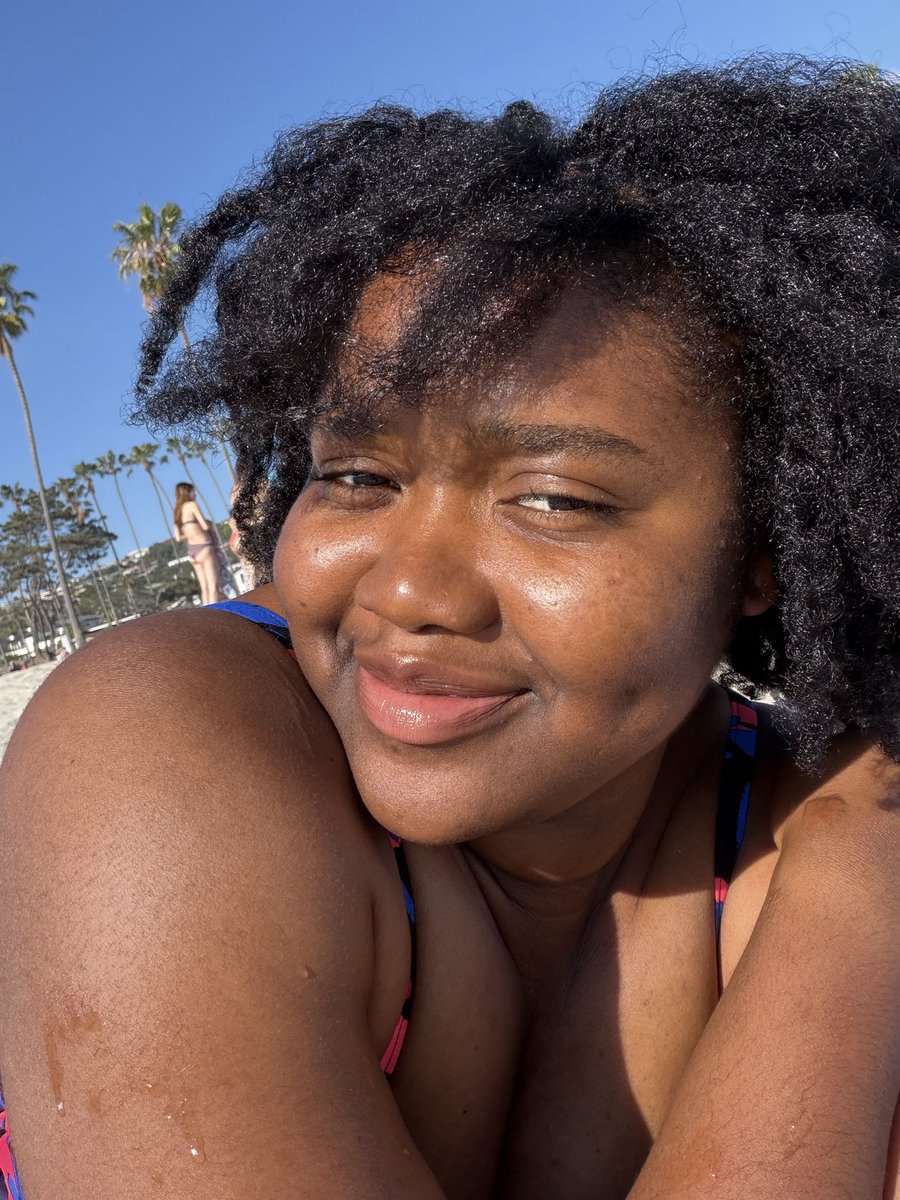 Teletuby (tinkywinky) tweet media