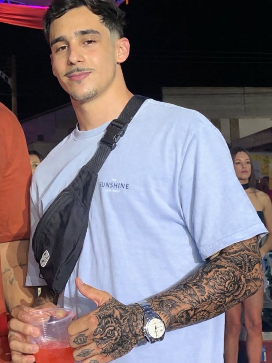 Stan Base tweet media