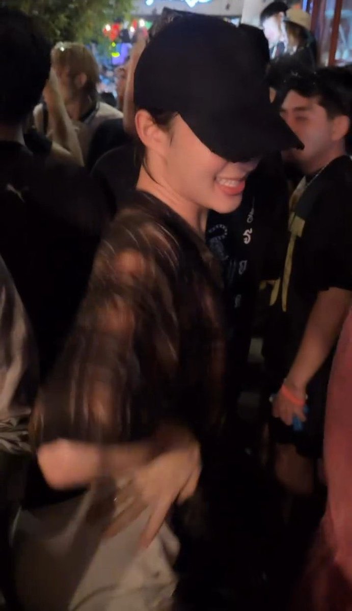 𝐭𝐞𝐧𝐭𝐡🐾ྀི tweet media