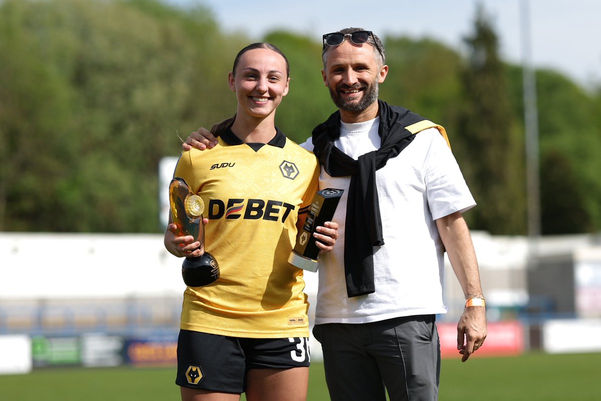 Wolves Women FC tweet media