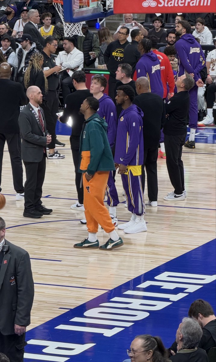 This is what I admire most about Bronny James:

His humility and his work ethic. There is zero arrogance. There are zero entitlements. 

Bronny literally grew up in a 16,000sq.ft. home, while being raised by a father who was earning over $2 million dollars per WEEK……and STILL