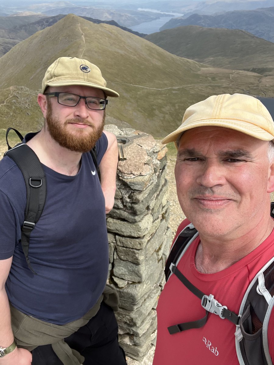 Manclee's tweet image. Lovely day on the fells, breaking in my mate on his first visit to the #Lakeland Fells. Seat Sandal via Tongue Gill onwards to Dollywagon Pike, Nethermost Pike and  Helvellyn. Descent to Wythburn.  #Wainwrights second round 56/214 @WainwrightRocks @Wainwrights214