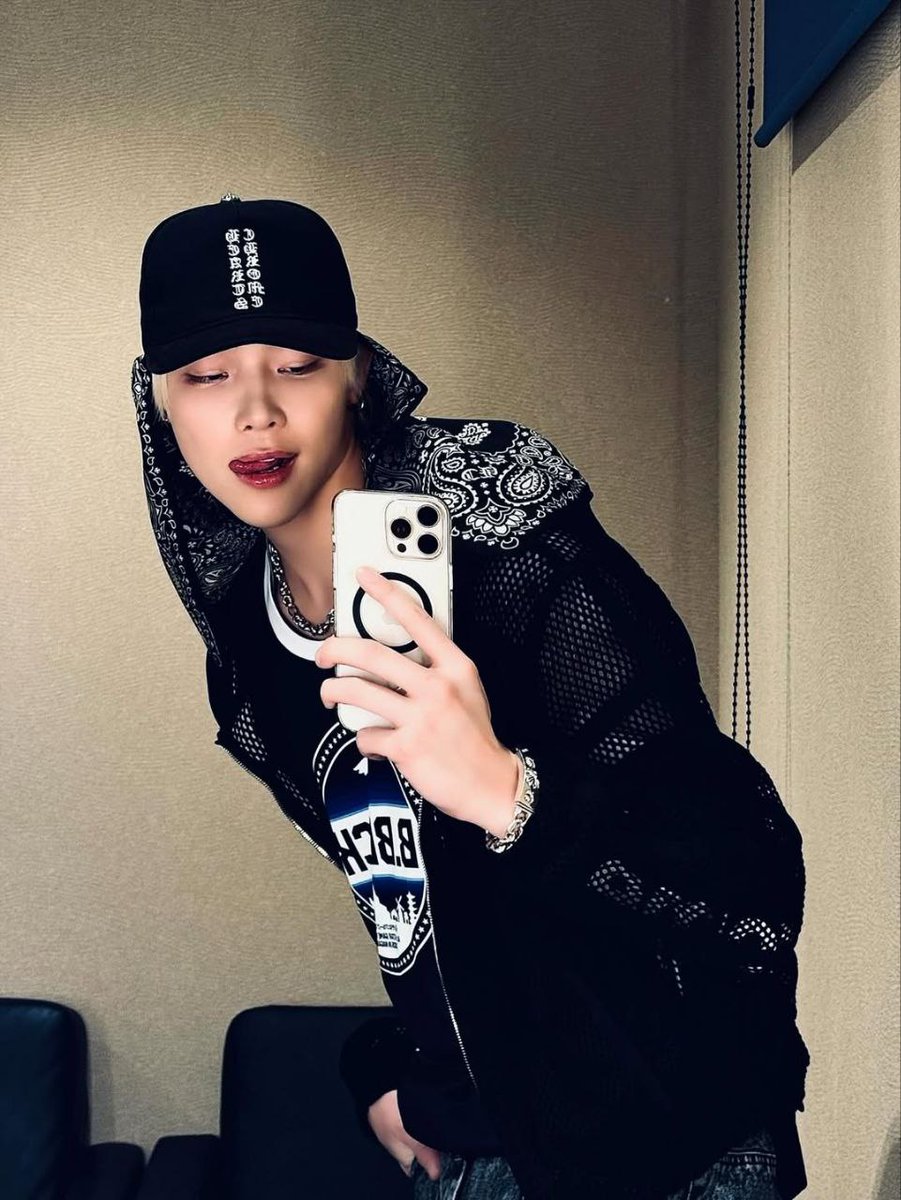 𝐒acrē𝚍 ✦ ݁˖ 𝚂𝐭udiōs tweet media
