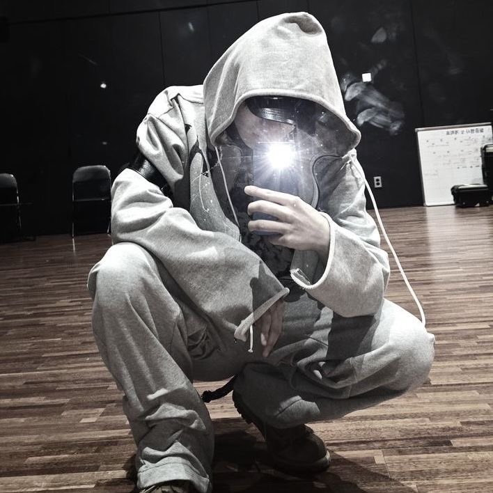 мне пох мы виртим

the company that took our light without any permission should speak up for the mess they made. we demand the answers to our questions 

#ENHYPEN_Bloom_As_SevEN 
#EN_ConnectingFate